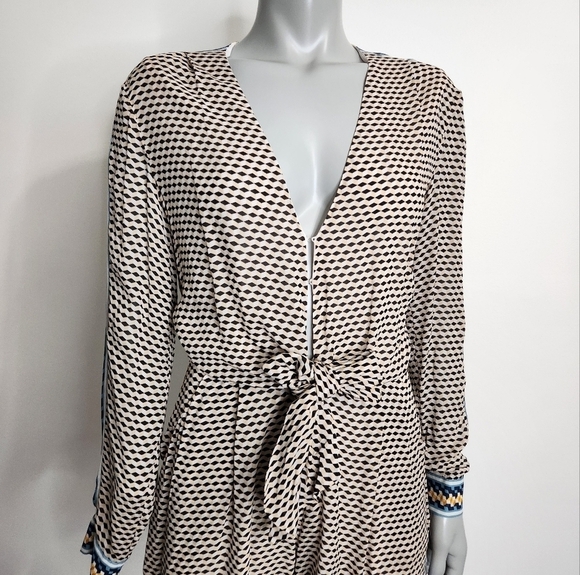 REISS "Hazel" Printed Chiffon Playsuit Shorts Romper Size 0 US/32 EU NWT - Picture 3 of 14